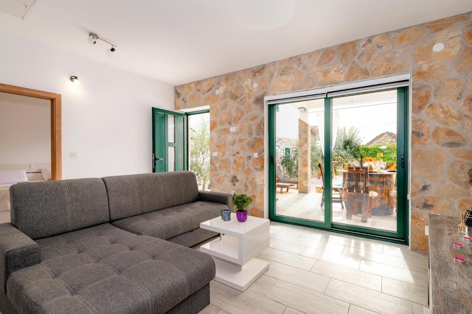 Villa Oaza Primosten With Heated Pool Exterior photo