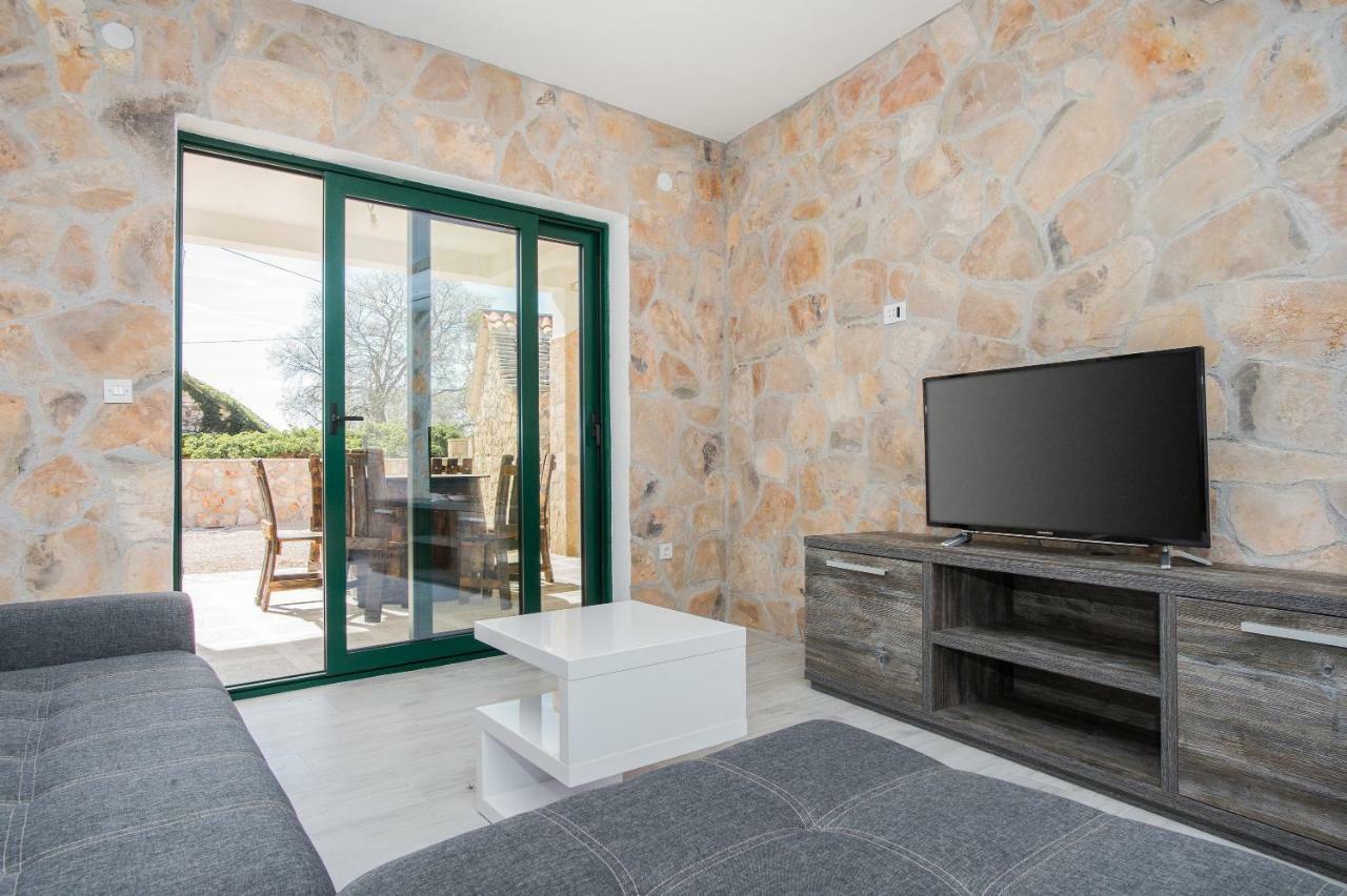 Villa Oaza Primosten With Heated Pool Exterior photo