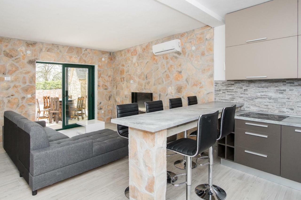 Villa Oaza Primosten With Heated Pool Exterior photo