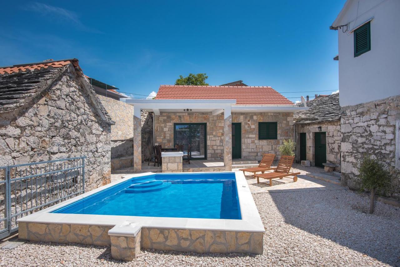 Villa Oaza Primosten With Heated Pool Exterior photo